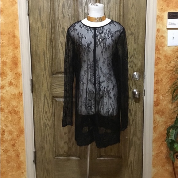 Guess Sheer lace long sleeve dress or coverup 💕🔥 - Picture 2 of 8